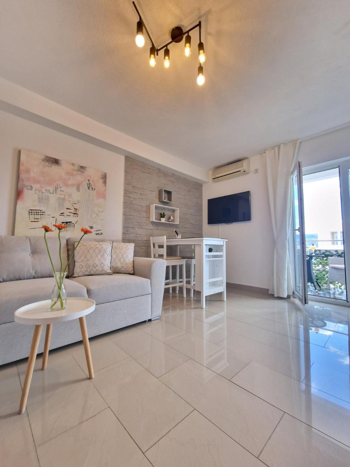 Apartments Silva With A View Of Sea Trogir Buitenkant foto