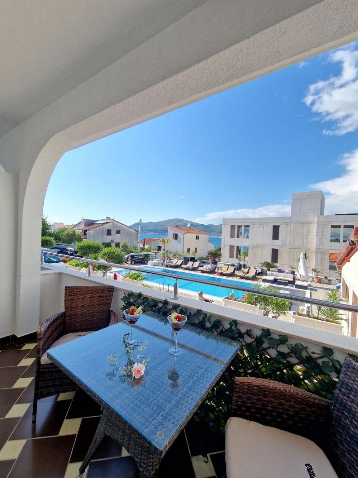 Apartments Silva With A View Of Sea Trogir Buitenkant foto