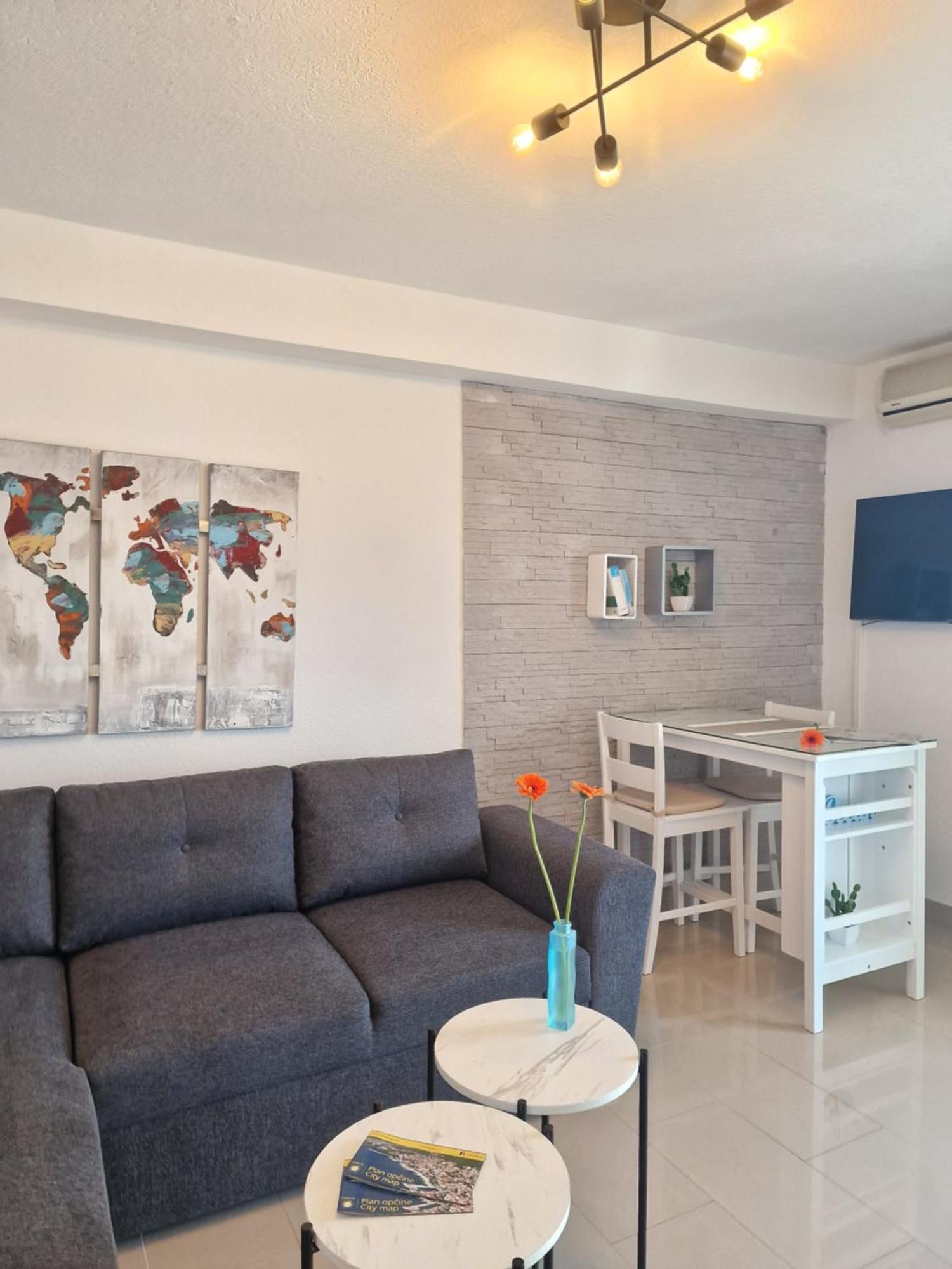 Apartments Silva With A View Of Sea Trogir Buitenkant foto