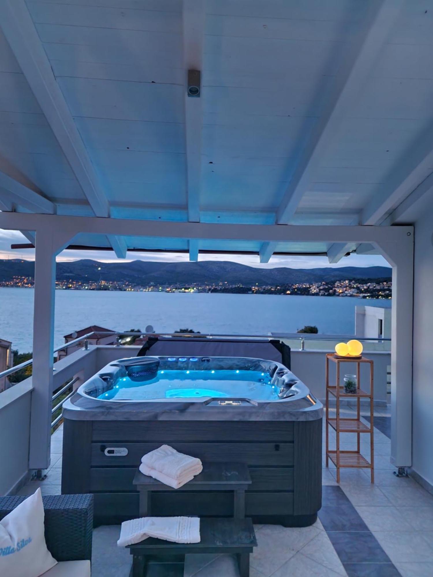 Apartments Silva With A View Of Sea Trogir Buitenkant foto
