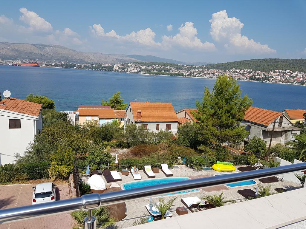 Apartments Silva With A View Of Sea Trogir Buitenkant foto