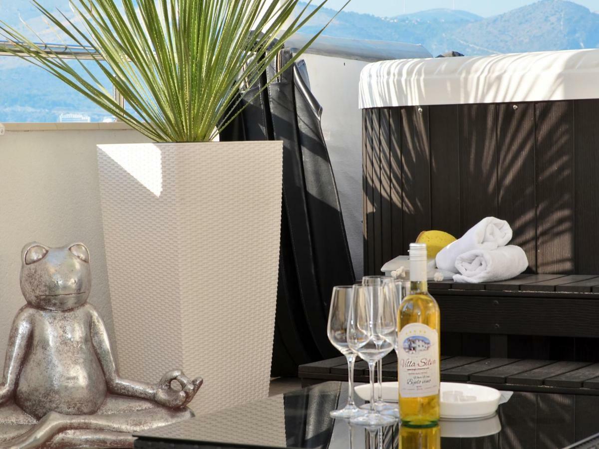 Apartments Silva With A View Of Sea Trogir Buitenkant foto