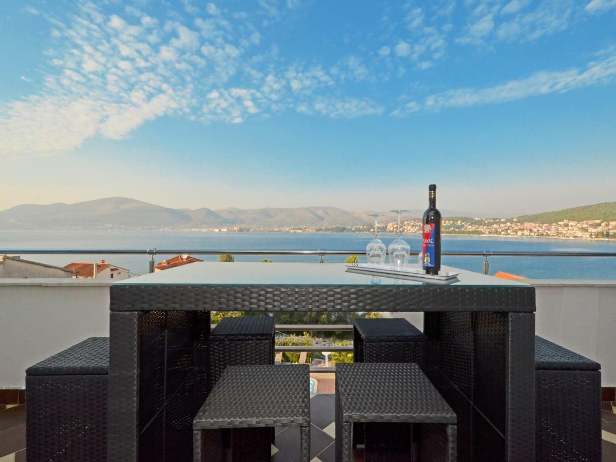 Apartments Silva With A View Of Sea Trogir Buitenkant foto
