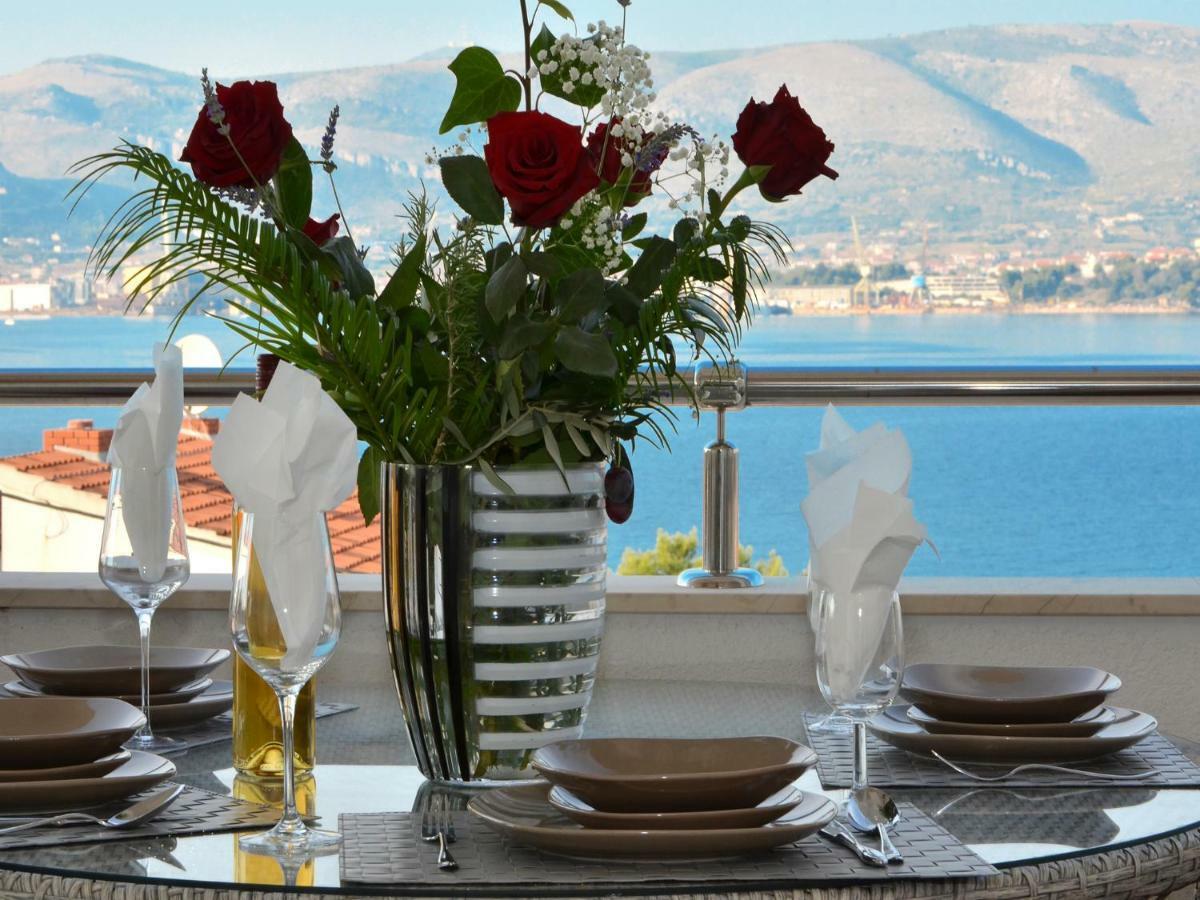 Apartments Silva With A View Of Sea Trogir Buitenkant foto